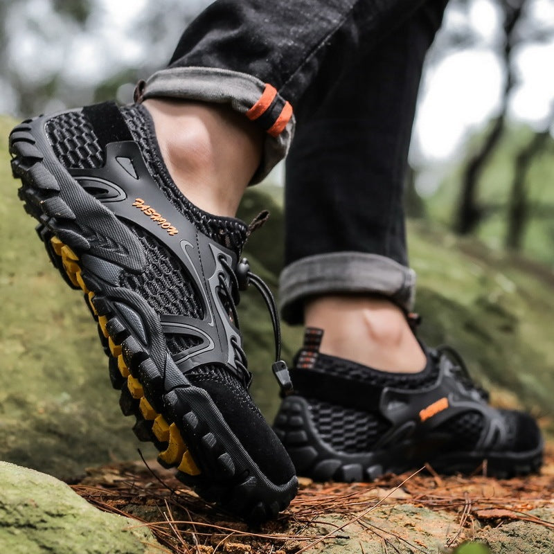 Outdoor hiking shoes, quick dry, non-slip Black