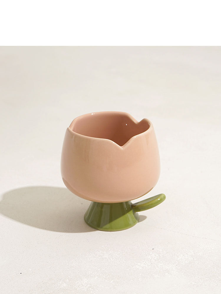 Ceramic flowerpot