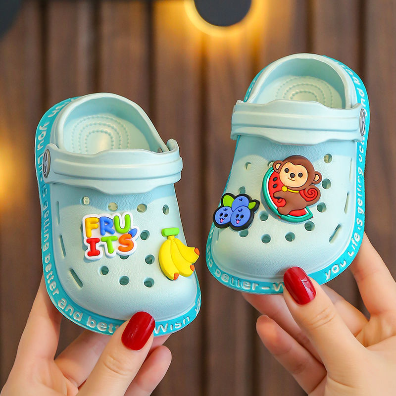 Boy Hole Shoes Baotou Baby Girls Sandals And Slippers Home Light green
